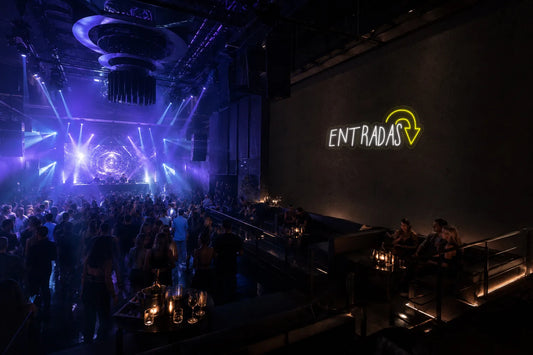 Neón Entradas con flecha - entradas - nightclub-2
