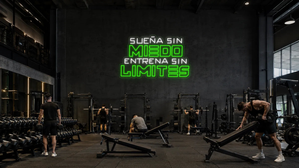 Neón Sueña sin miedo, entrena sin límites - suena-sin-miedo-entrena-sin-limites - gimnasio_2